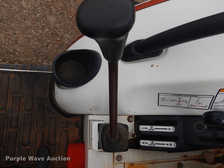 image for item DM6291 Bobcat CT225  MFWD tractor