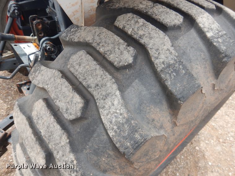 image for item DM6291 Bobcat CT225  MFWD tractor