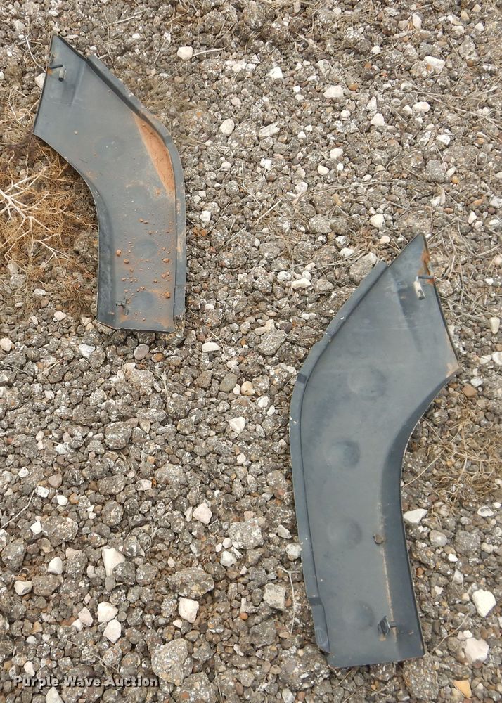 image for item DM6291 Bobcat CT225  MFWD tractor