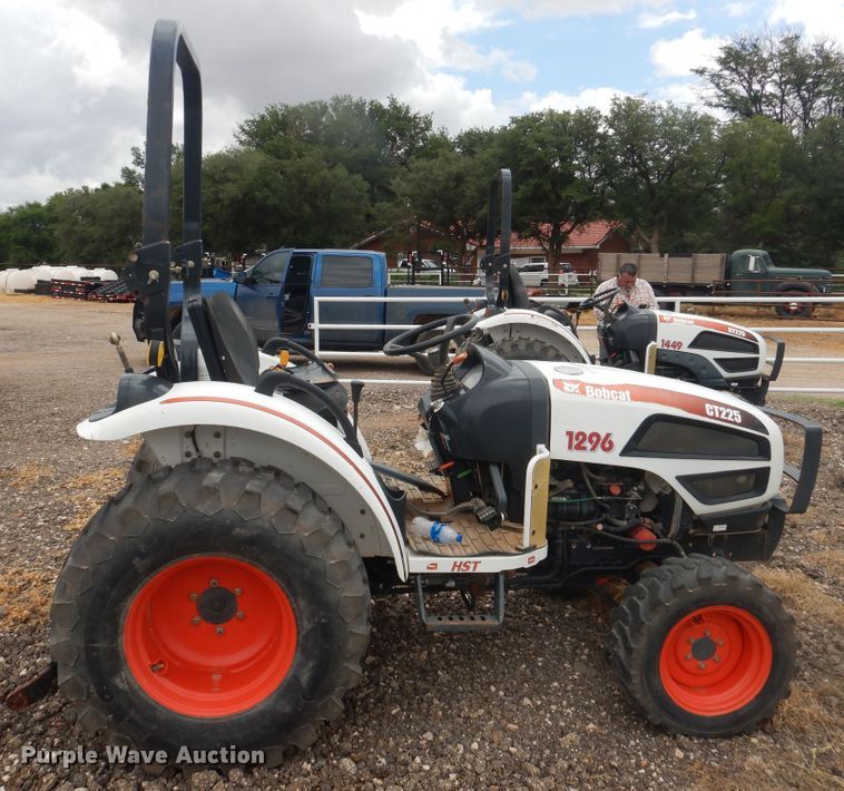 image for item DM6292 Bobcat CT225  MFWD tractor