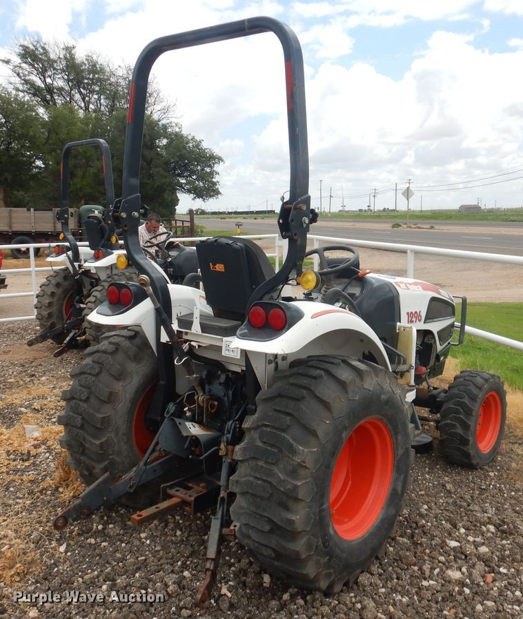 image for item DM6292 Bobcat CT225  MFWD tractor