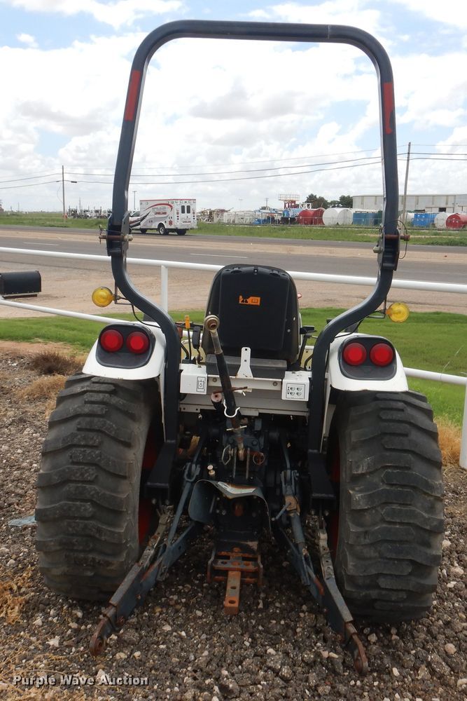 image for item DM6292 Bobcat CT225  MFWD tractor