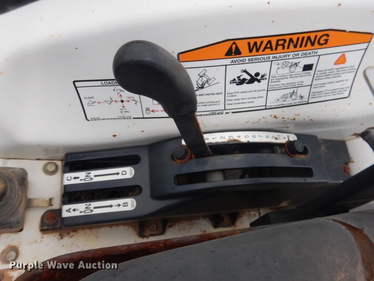 image for item DM6292 Bobcat CT225  MFWD tractor