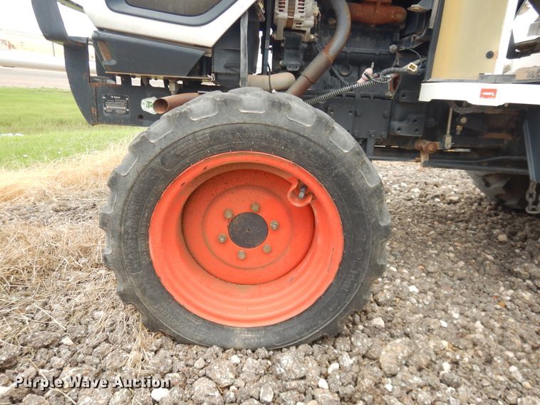 image for item DM6292 Bobcat CT225  MFWD tractor