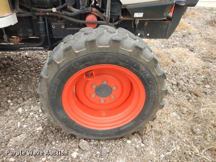 image for item DM6292 Bobcat CT225  MFWD tractor