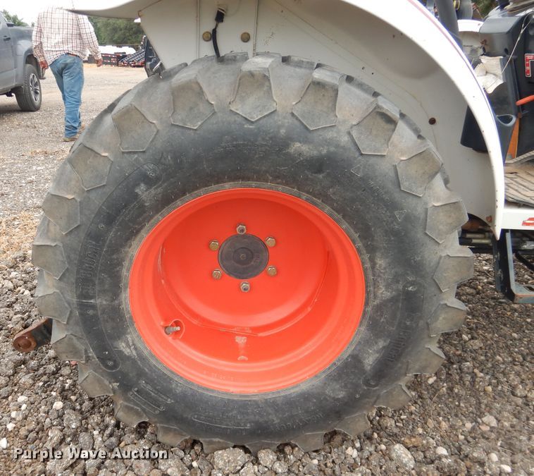 image for item DM6292 Bobcat CT225  MFWD tractor