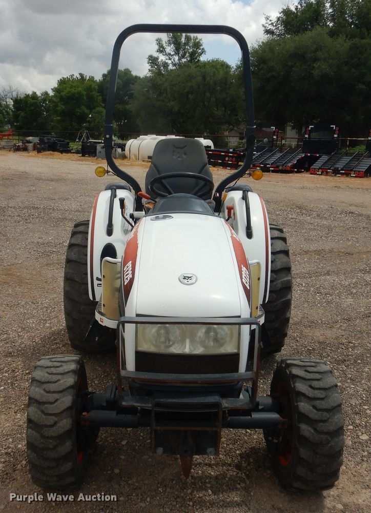 image for item DM6293 Bobcat CT225  MFWD tractor