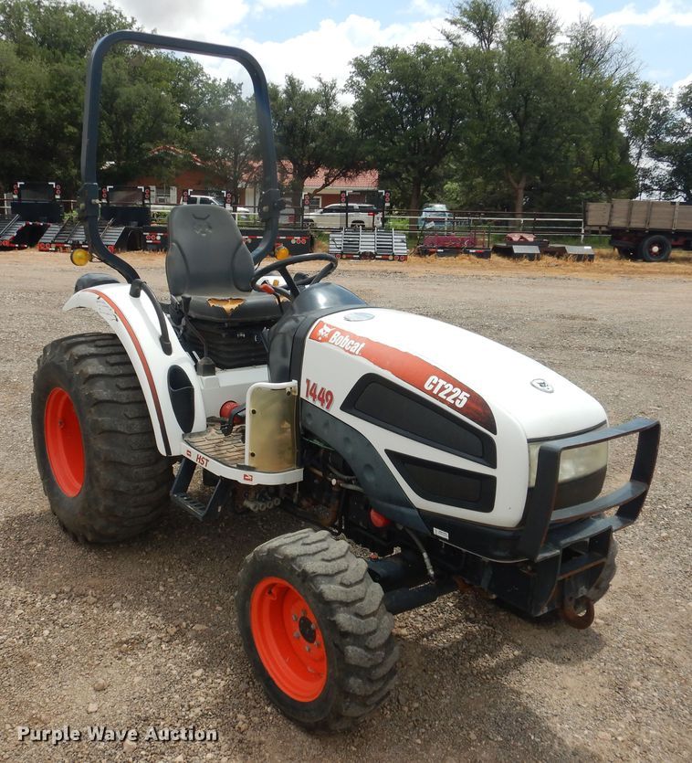 image for item DM6293 Bobcat CT225  MFWD tractor