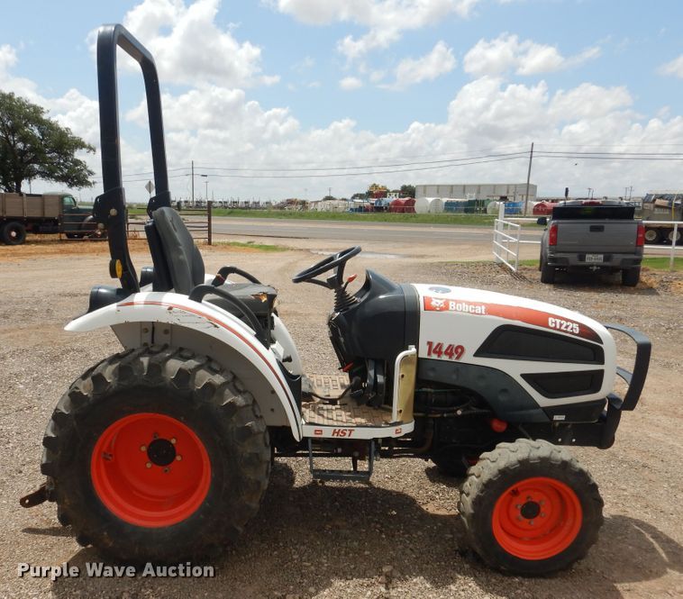 image for item DM6293 Bobcat CT225  MFWD tractor