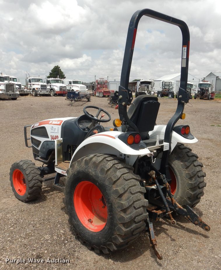image for item DM6293 Bobcat CT225  MFWD tractor