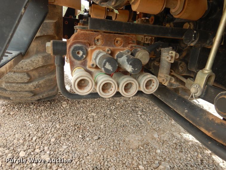 image for item DM6293 Bobcat CT225  MFWD tractor