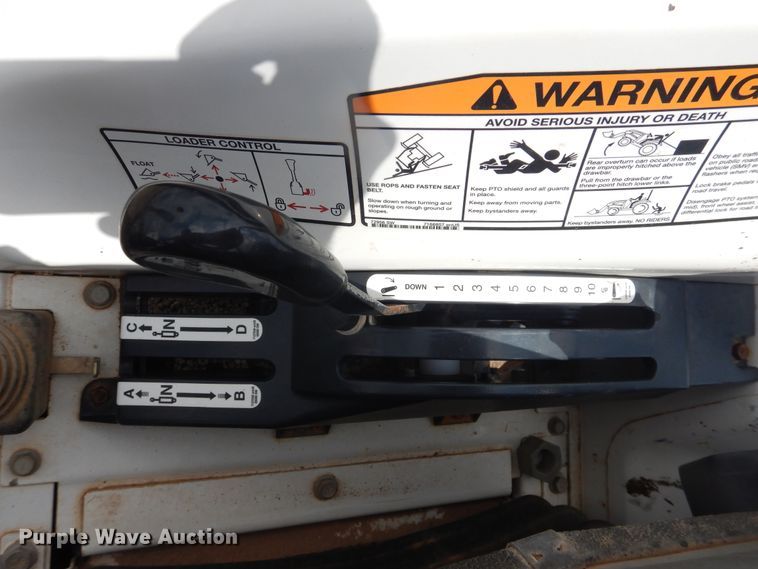 image for item DM6293 Bobcat CT225  MFWD tractor