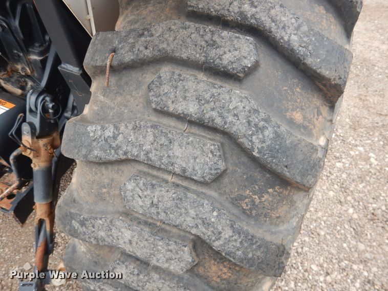 image for item DM6293 Bobcat CT225  MFWD tractor