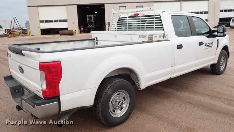 image for item DN1778 2017 Ford F250 Super Duty XL  Crew Cab pickup truck