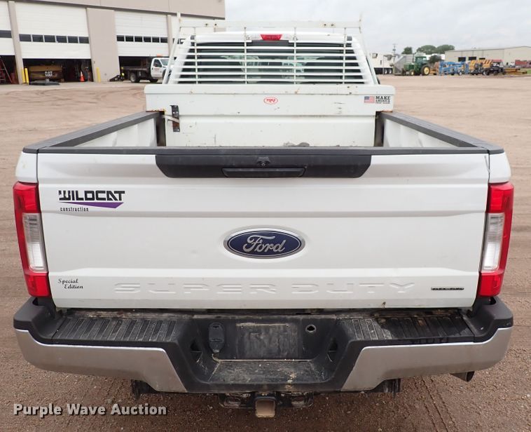 image for item DN1778 2017 Ford F250 Super Duty XL  Crew Cab pickup truck