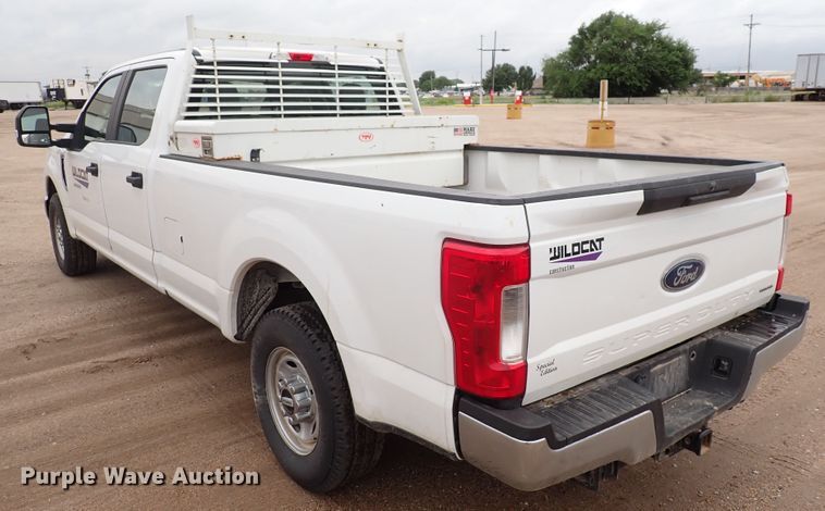 image for item DN1778 2017 Ford F250 Super Duty XL  Crew Cab pickup truck