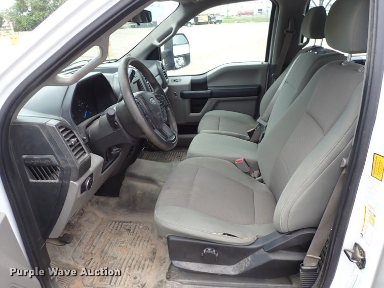 image for item DN1778 2017 Ford F250 Super Duty XL  Crew Cab pickup truck