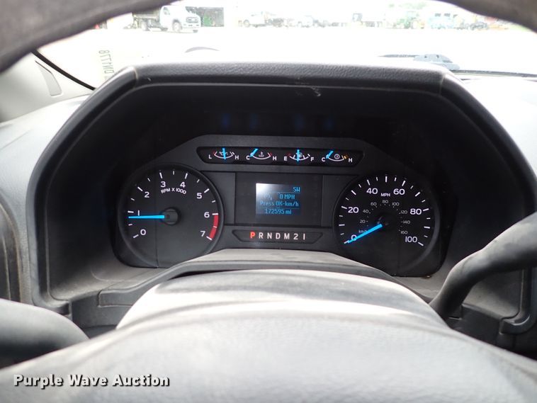 image for item DN1778 2017 Ford F250 Super Duty XL  Crew Cab pickup truck