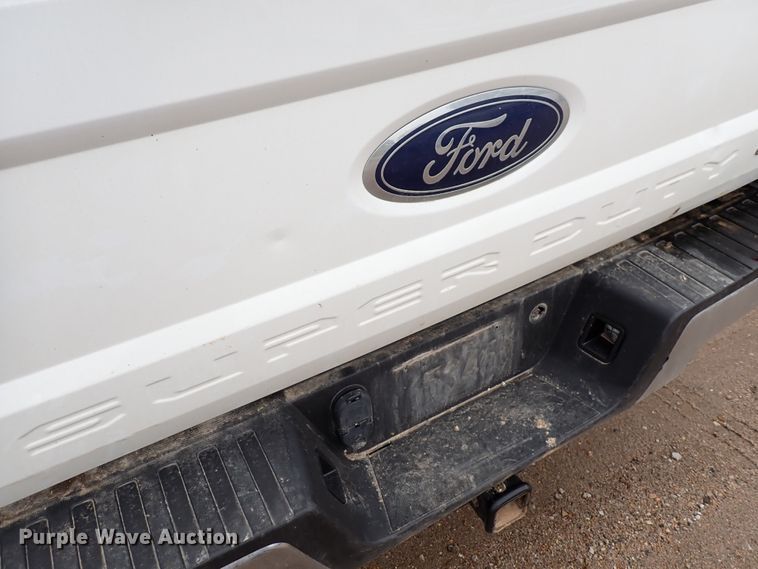 image for item DN1778 2017 Ford F250 Super Duty XL  Crew Cab pickup truck