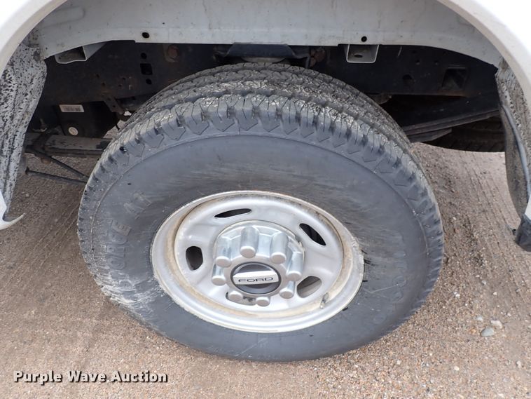 image for item DN1778 2017 Ford F250 Super Duty XL  Crew Cab pickup truck