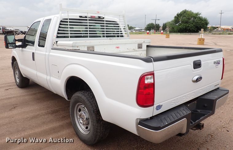 image for item DN1780 2016 Ford F250 Super Duty XL  SuperCab pickup truck