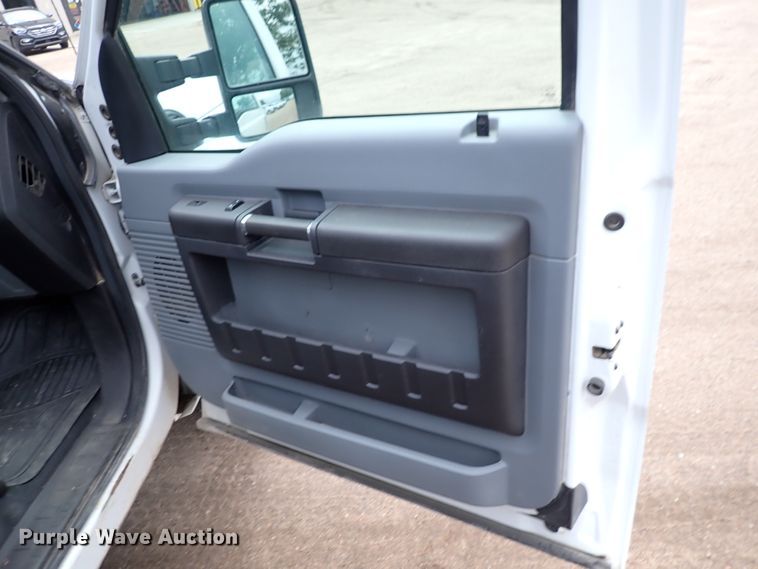 image for item DN1780 2016 Ford F250 Super Duty XL  SuperCab pickup truck