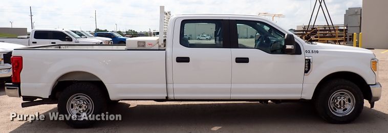 image for item DN1802 2017 Ford F250  Super Duty XL  Crew Cab pickup truck