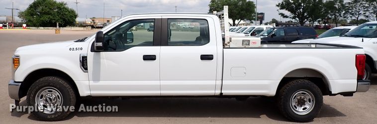 image for item DN1802 2017 Ford F250  Super Duty XL  Crew Cab pickup truck