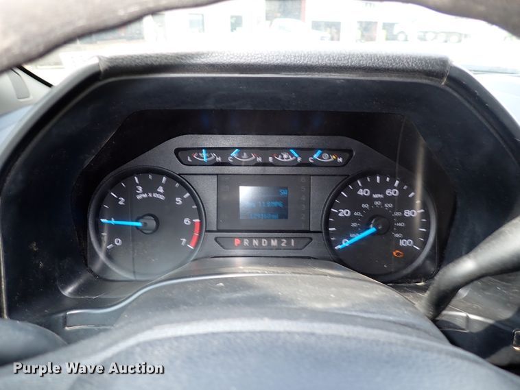 image for item DN1802 2017 Ford F250  Super Duty XL  Crew Cab pickup truck