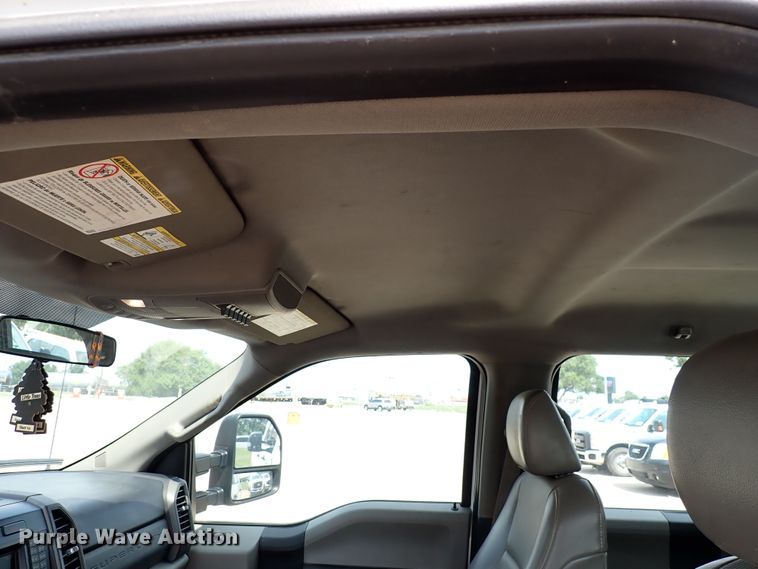 image for item DN1802 2017 Ford F250  Super Duty XL  Crew Cab pickup truck