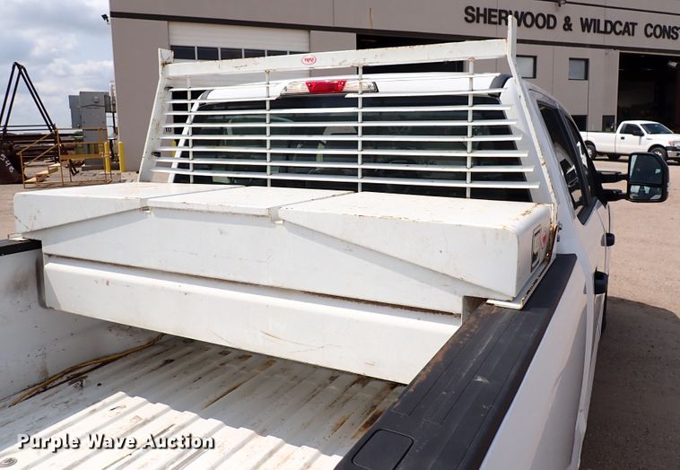 image for item DN1802 2017 Ford F250  Super Duty XL  Crew Cab pickup truck