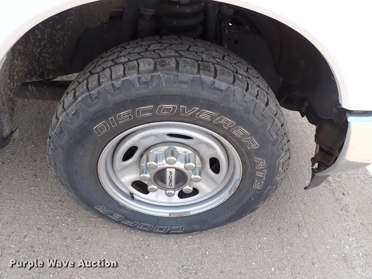 image for item DN1802 2017 Ford F250  Super Duty XL  Crew Cab pickup truck