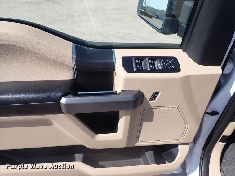 image for item DN1803 2017 Ford F150 XLT  SuperCrew pickup truck