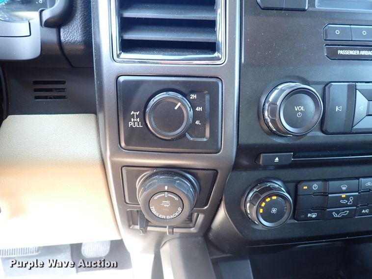 image for item DN1803 2017 Ford F150 XLT  SuperCrew pickup truck