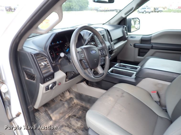 image for item DN1805 2017 Ford F150 XL  SuperCrew pickup truck