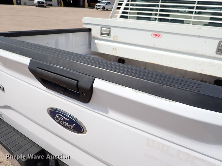 image for item DN1805 2017 Ford F150 XL  SuperCrew pickup truck