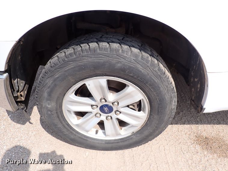 image for item DN1805 2017 Ford F150 XL  SuperCrew pickup truck