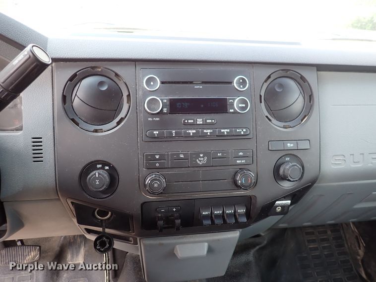 image for item DN1806 2015 Ford F250  Super Duty XL  Crew Cab pickup truck