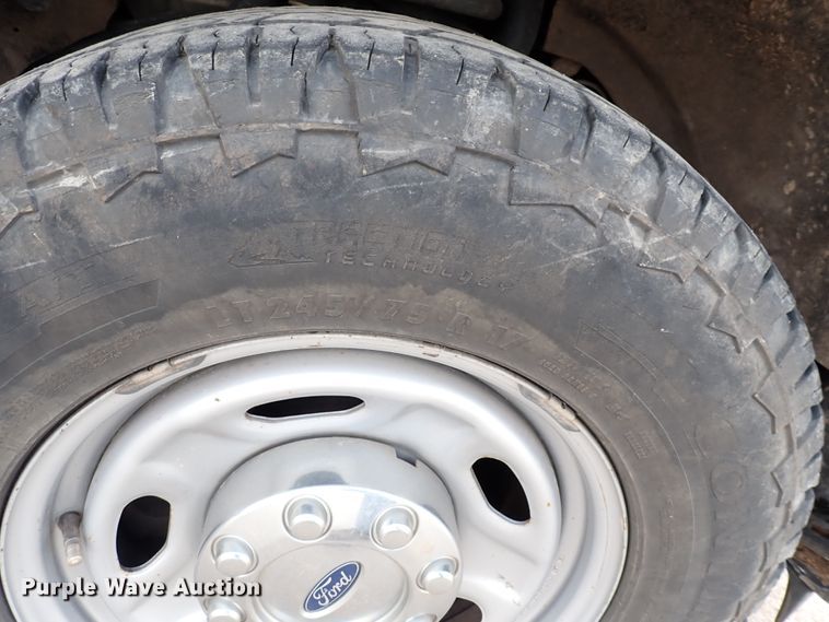 image for item DN1806 2015 Ford F250  Super Duty XL  Crew Cab pickup truck