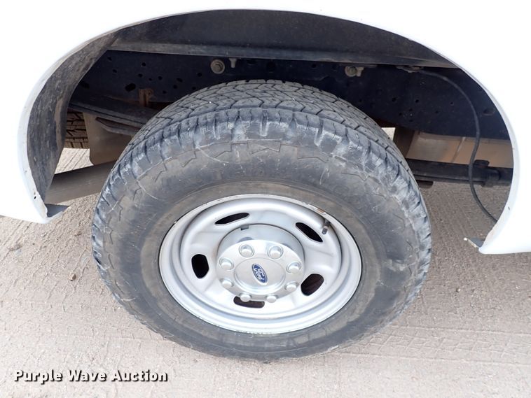 image for item DN1806 2015 Ford F250  Super Duty XL  Crew Cab pickup truck