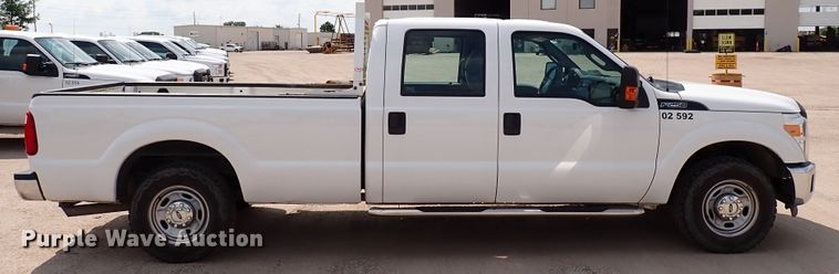 image for item DN1807 2016 Ford F250  Super Duty XL  Crew Cab pickup truck