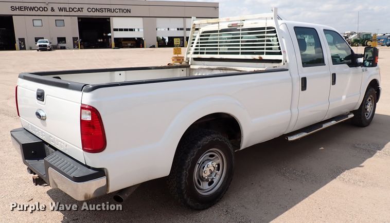 image for item DN1807 2016 Ford F250  Super Duty XL  Crew Cab pickup truck