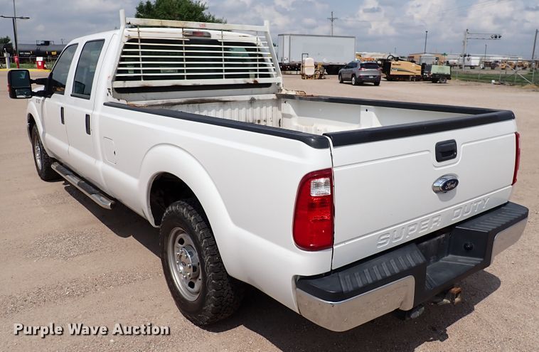 image for item DN1807 2016 Ford F250  Super Duty XL  Crew Cab pickup truck
