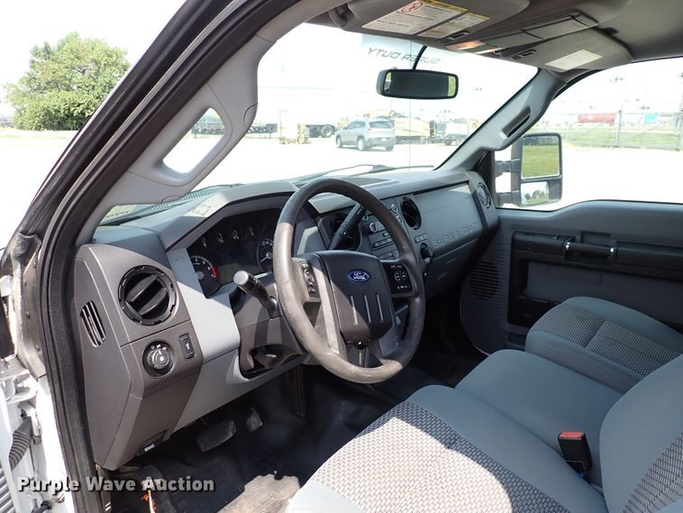 image for item DN1807 2016 Ford F250  Super Duty XL  Crew Cab pickup truck