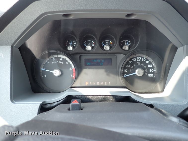 image for item DN1807 2016 Ford F250  Super Duty XL  Crew Cab pickup truck