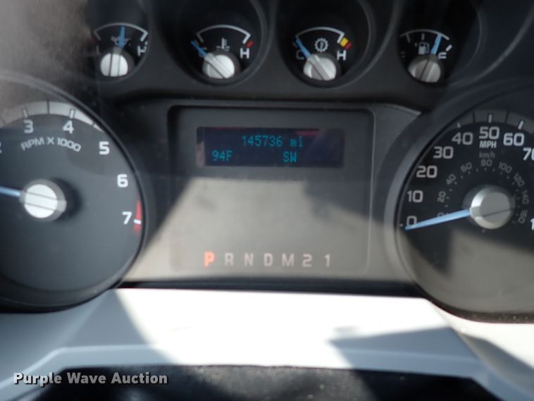 image for item DN1807 2016 Ford F250  Super Duty XL  Crew Cab pickup truck