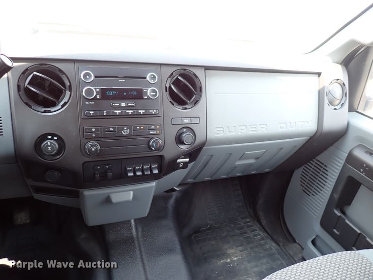 image for item DN1807 2016 Ford F250  Super Duty XL  Crew Cab pickup truck