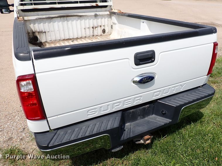 image for item DN1807 2016 Ford F250  Super Duty XL  Crew Cab pickup truck