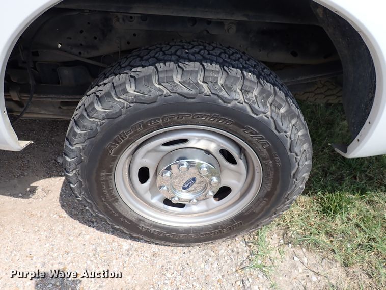 image for item DN1807 2016 Ford F250  Super Duty XL  Crew Cab pickup truck