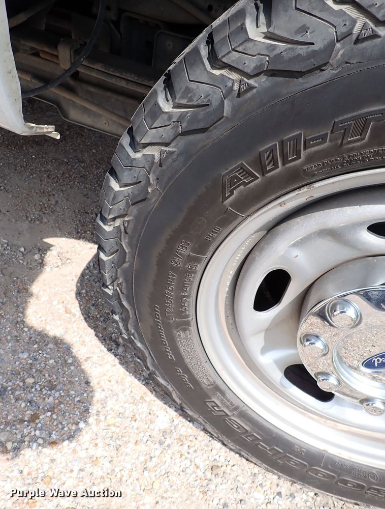 image for item DN1807 2016 Ford F250  Super Duty XL  Crew Cab pickup truck